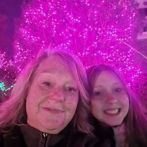 Meet your Posher, Rayjeana